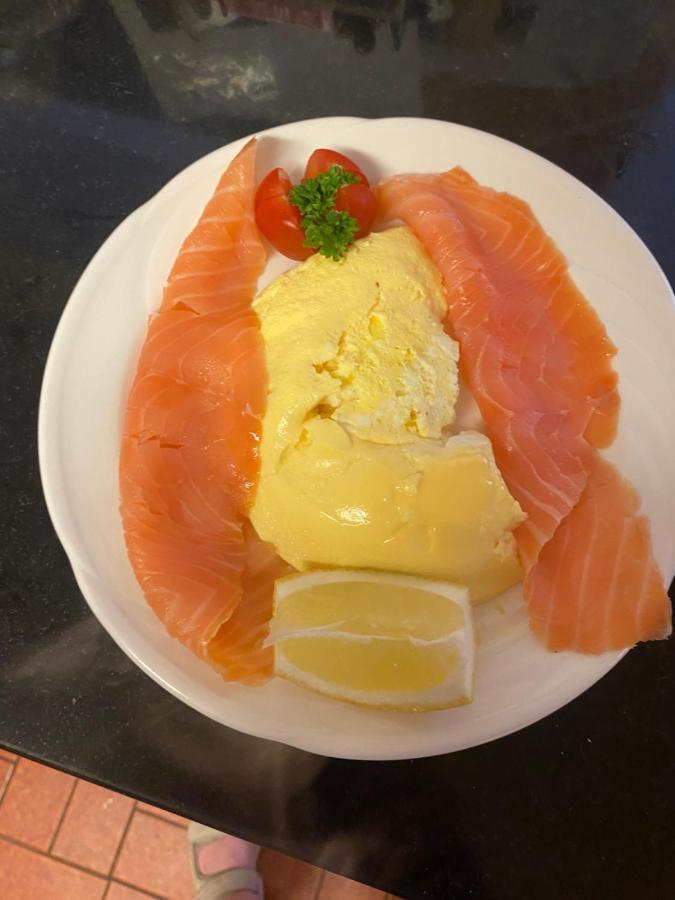 Oakfield Bed & Breakfast เคนแมร์ ภายนอก รูปภาพ
